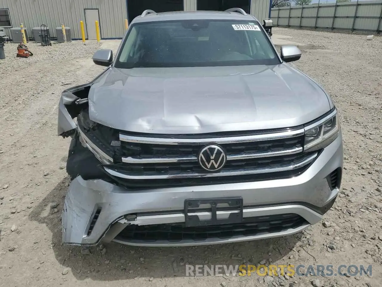 5 Photograph of a damaged car 1V2ER2CA8MC570634 VOLKSWAGEN ATLAS 2021