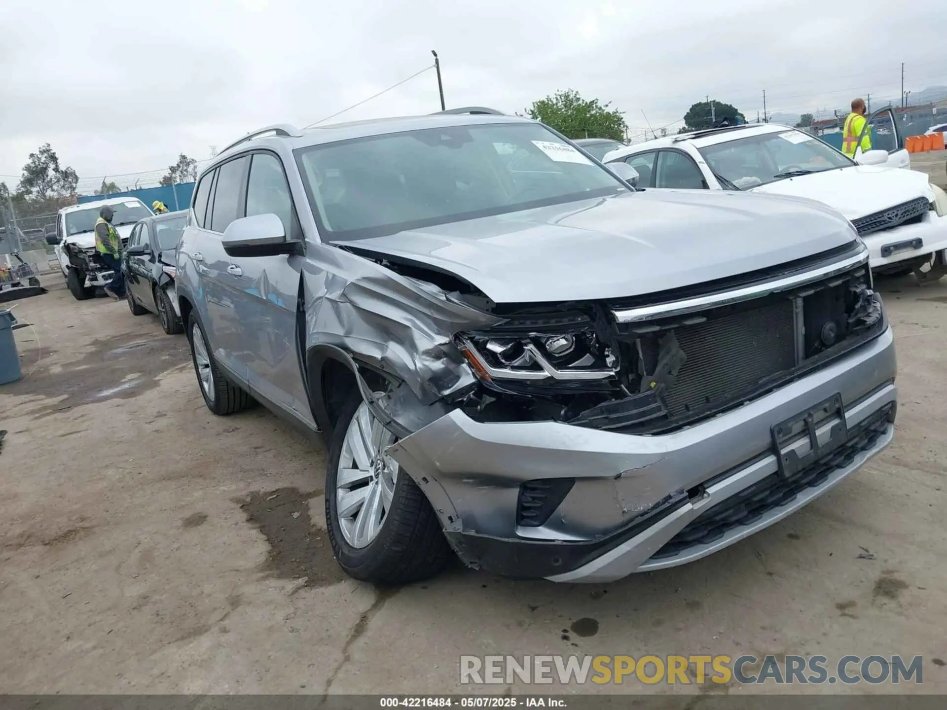 1 Фотография поврежденного автомобиля 1V2ER2CA9MC502102 VOLKSWAGEN ATLAS 2021