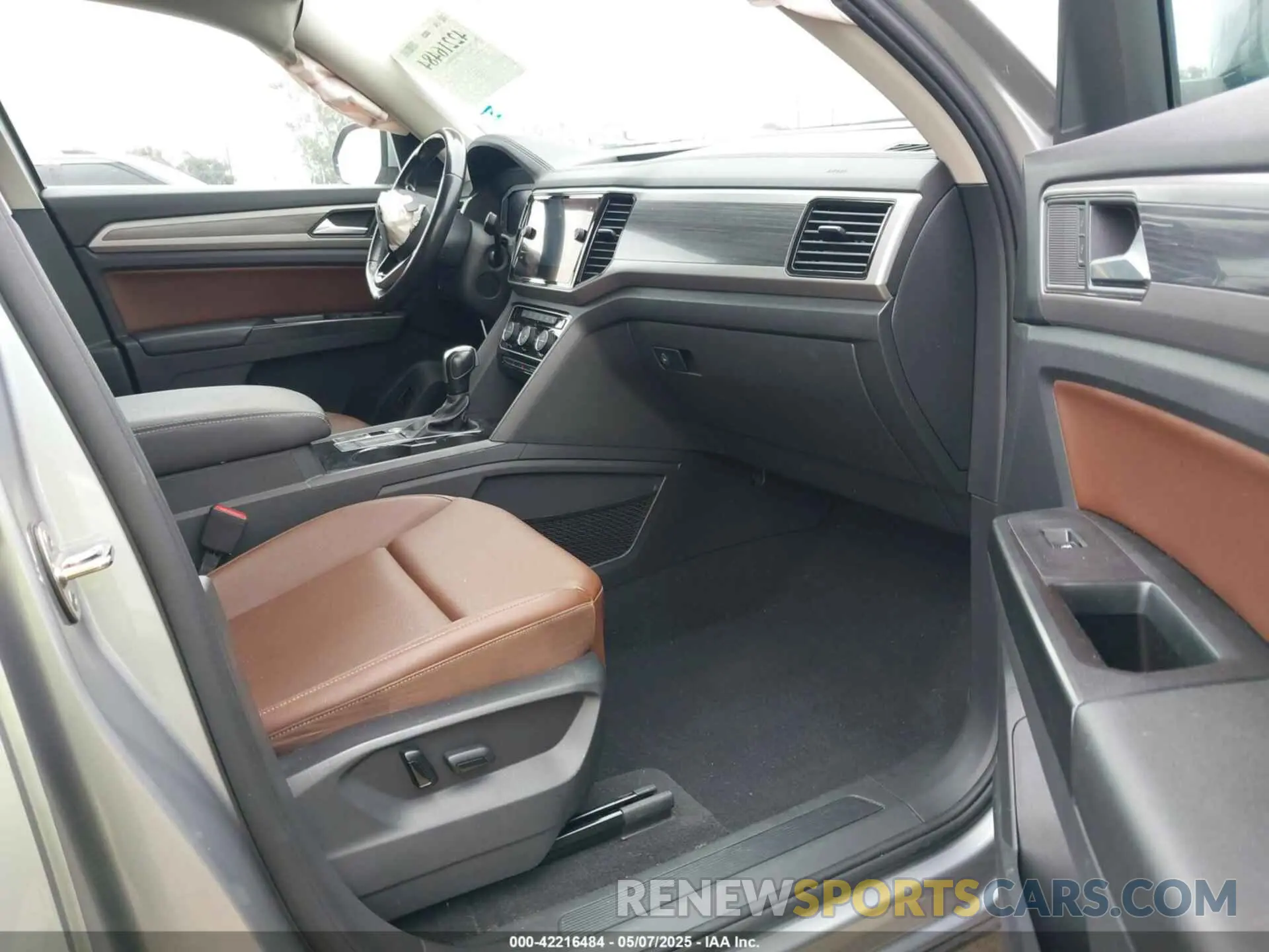 5 Фотография поврежденного автомобиля 1V2ER2CA9MC502102 VOLKSWAGEN ATLAS 2021