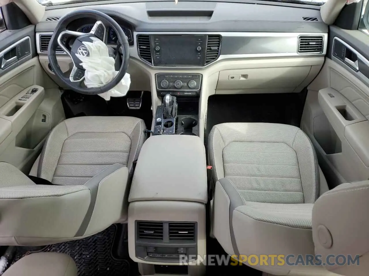 8 Photograph of a damaged car 1V2FR2CA8MC561355 VOLKSWAGEN ATLAS 2021