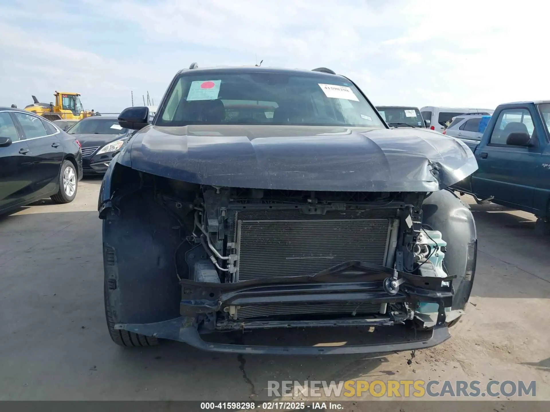 13 Photograph of a damaged car 1V2HR2CA0MC543876 VOLKSWAGEN ATLAS 2021