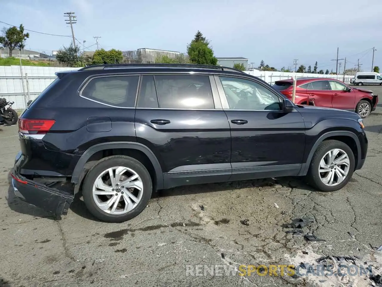 3 Photograph of a damaged car 1V2HR2CA4MC501324 VOLKSWAGEN ATLAS 2021