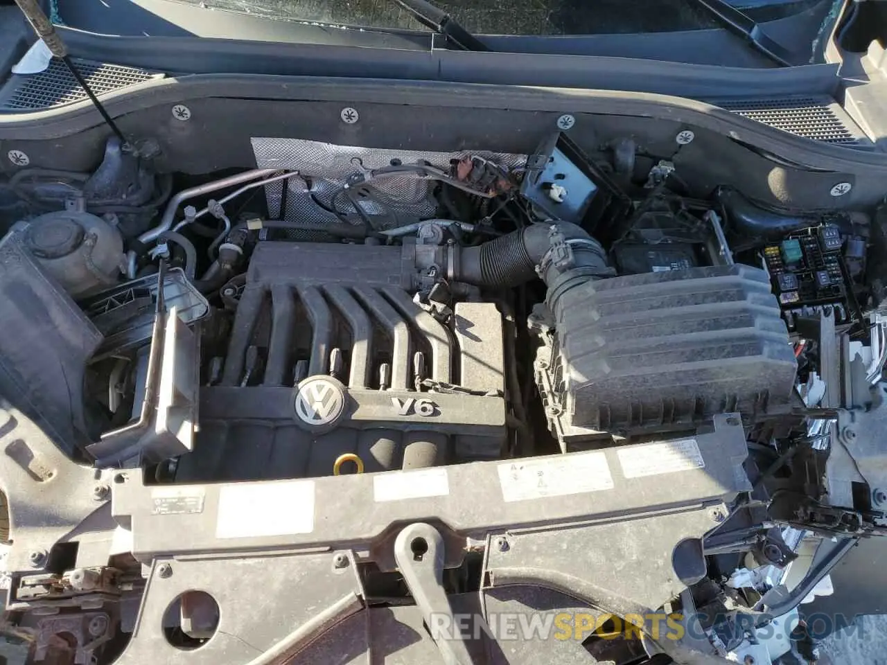12 Photograph of a damaged car 1V2HR2CA4MC538972 VOLKSWAGEN ATLAS 2021