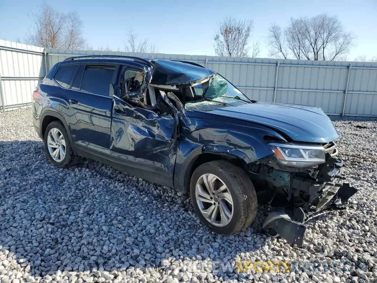4 Photograph of a damaged car 1V2HR2CA4MC538972 VOLKSWAGEN ATLAS 2021