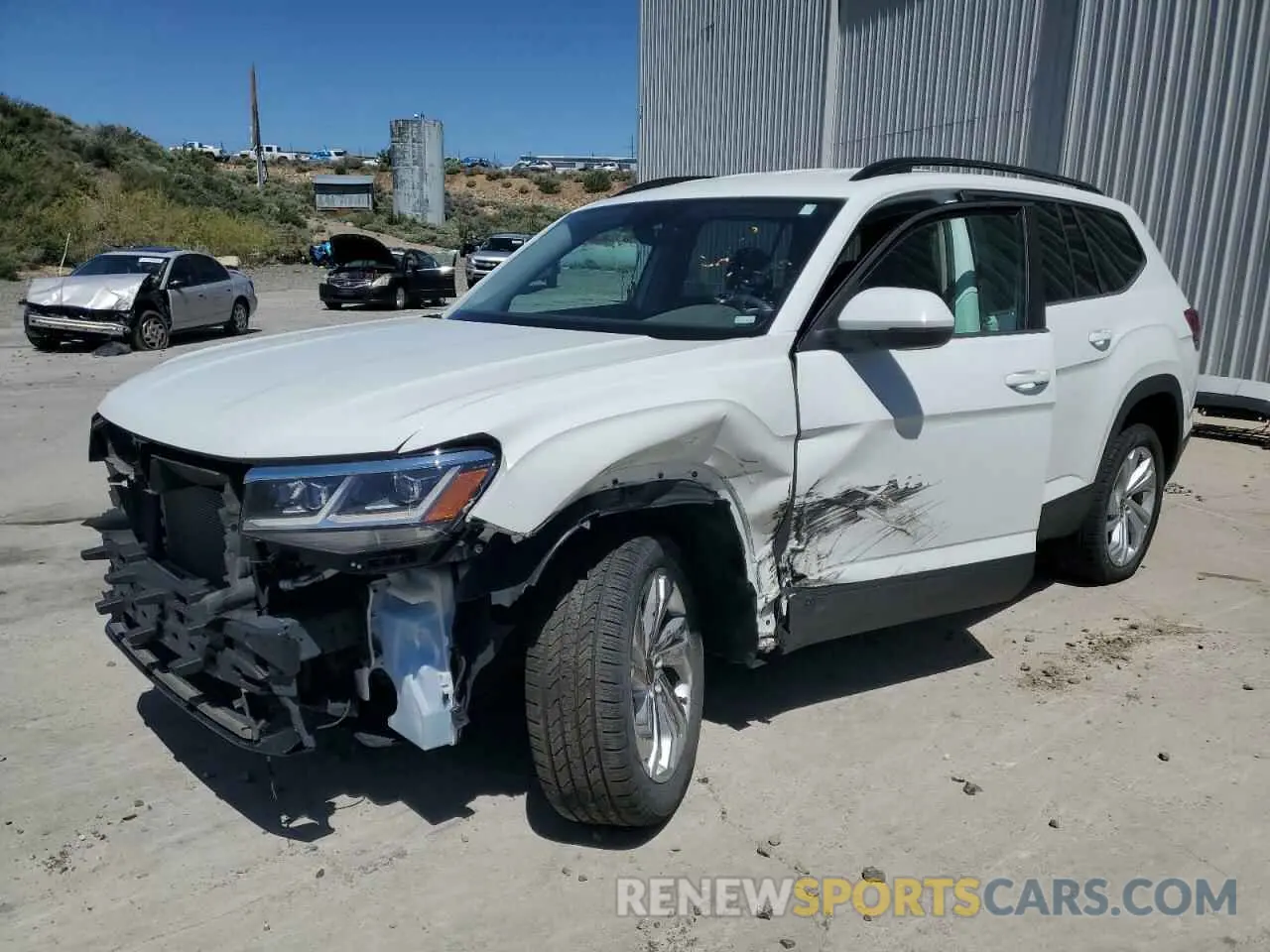 1 Photograph of a damaged car 1V2HR2CA4MC568201 VOLKSWAGEN ATLAS 2021