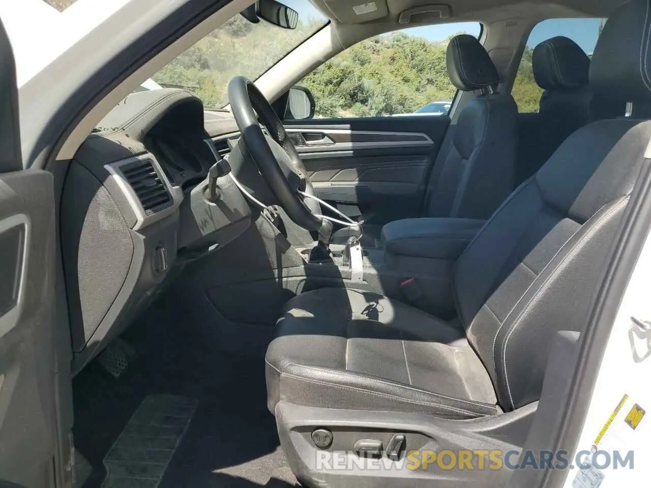 7 Photograph of a damaged car 1V2HR2CA4MC568201 VOLKSWAGEN ATLAS 2021