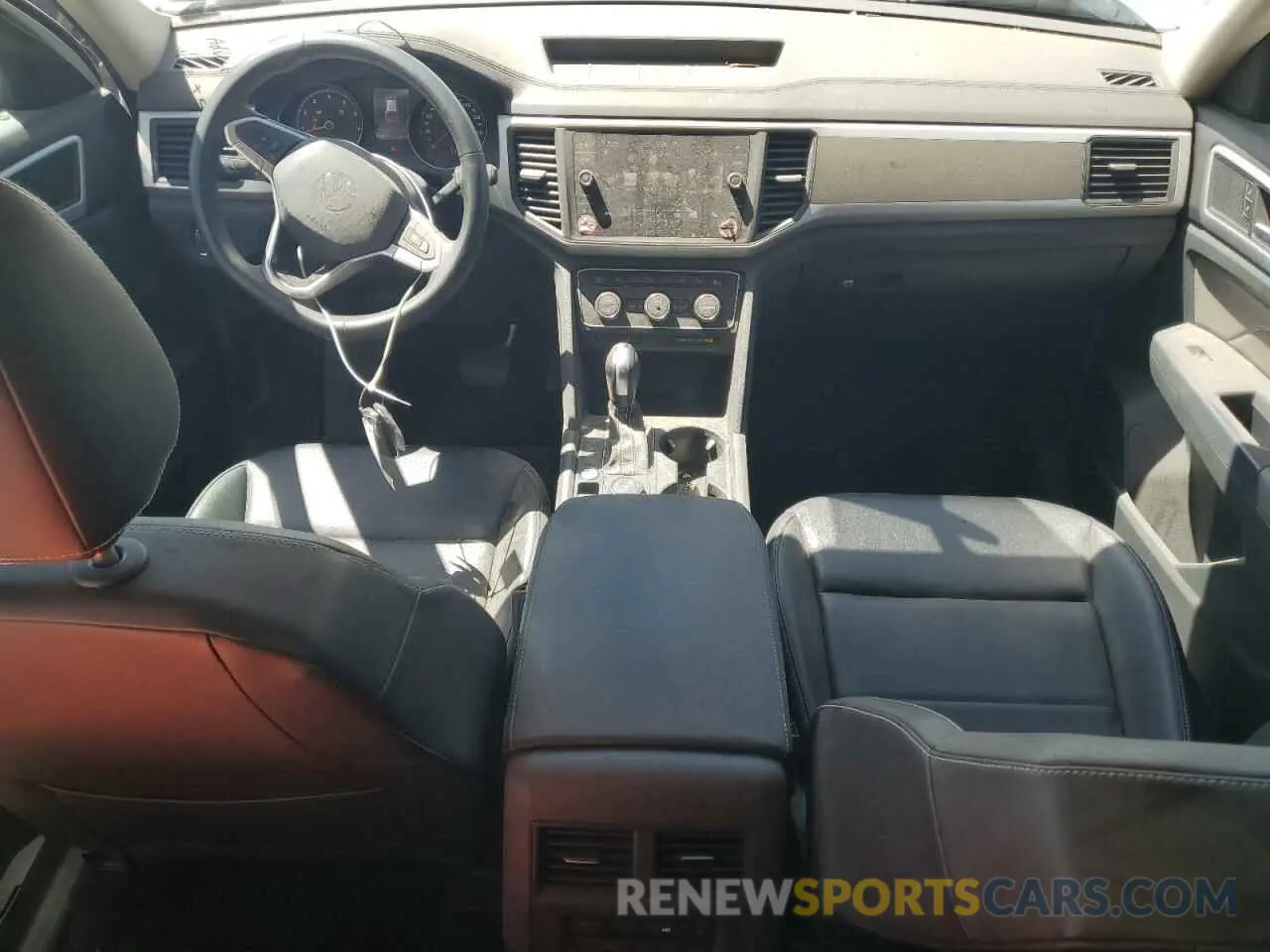 8 Photograph of a damaged car 1V2HR2CA4MC568201 VOLKSWAGEN ATLAS 2021