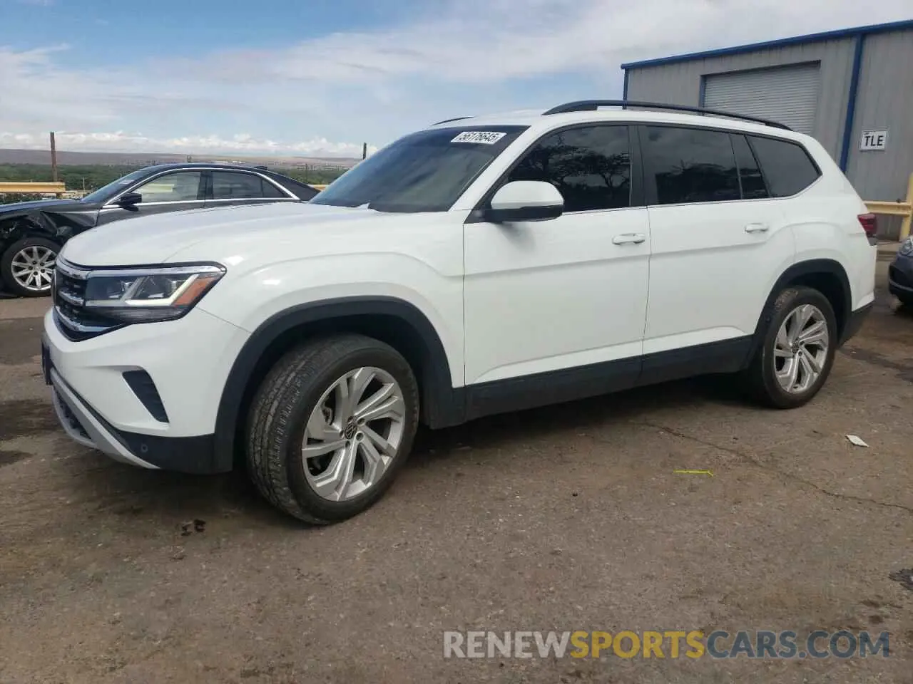 1 Photograph of a damaged car 1V2HR2CA4MC583846 VOLKSWAGEN ATLAS 2021