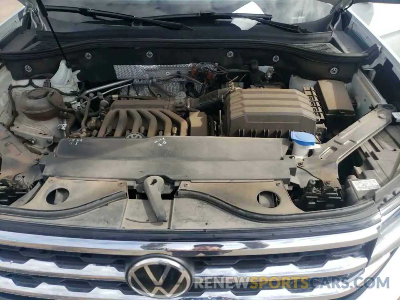 12 Photograph of a damaged car 1V2HR2CA4MC583846 VOLKSWAGEN ATLAS 2021