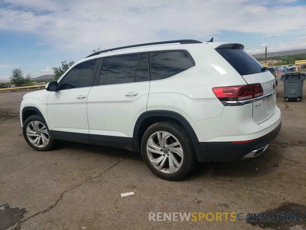 2 Photograph of a damaged car 1V2HR2CA4MC583846 VOLKSWAGEN ATLAS 2021
