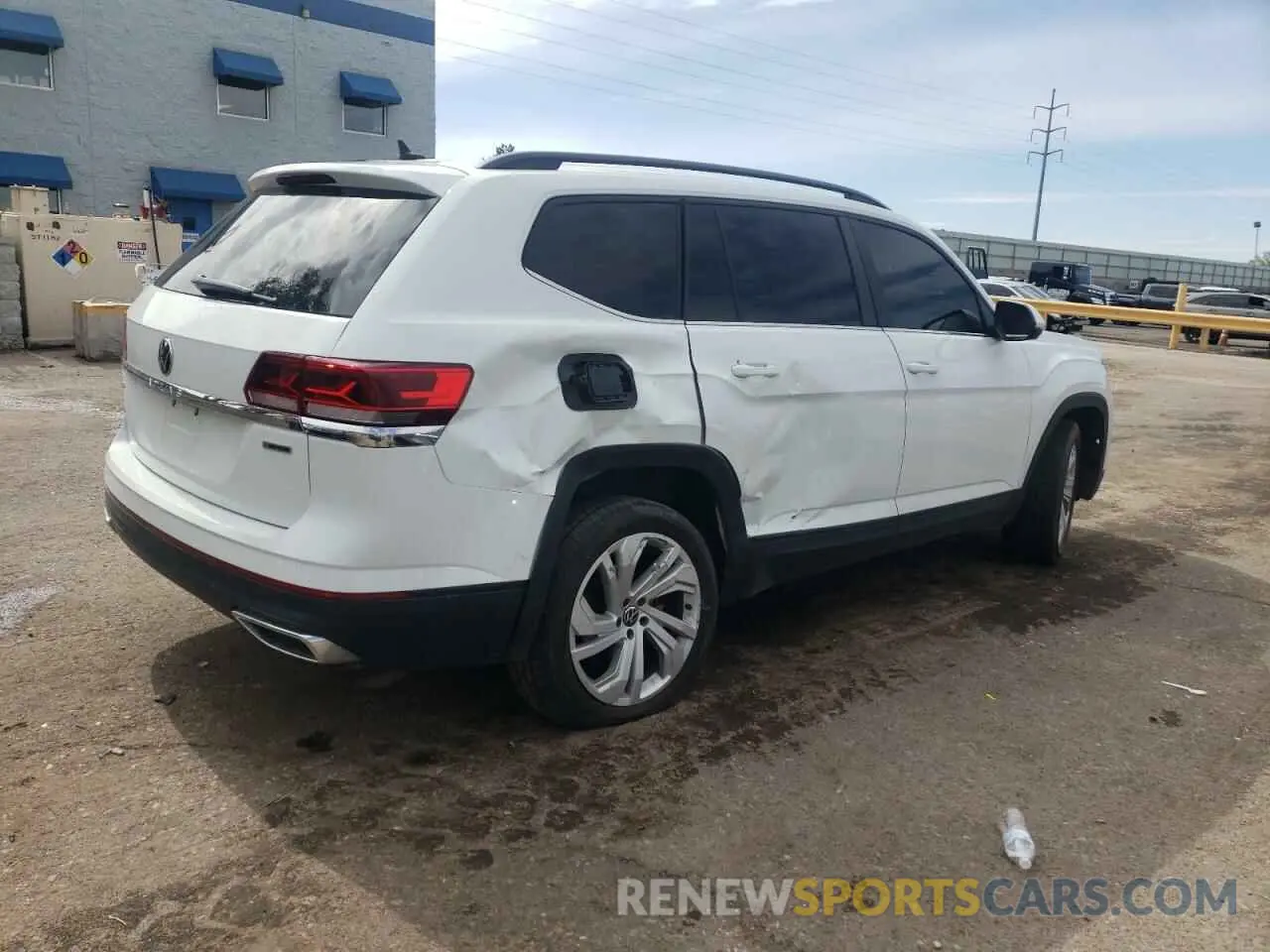 3 Photograph of a damaged car 1V2HR2CA4MC583846 VOLKSWAGEN ATLAS 2021
