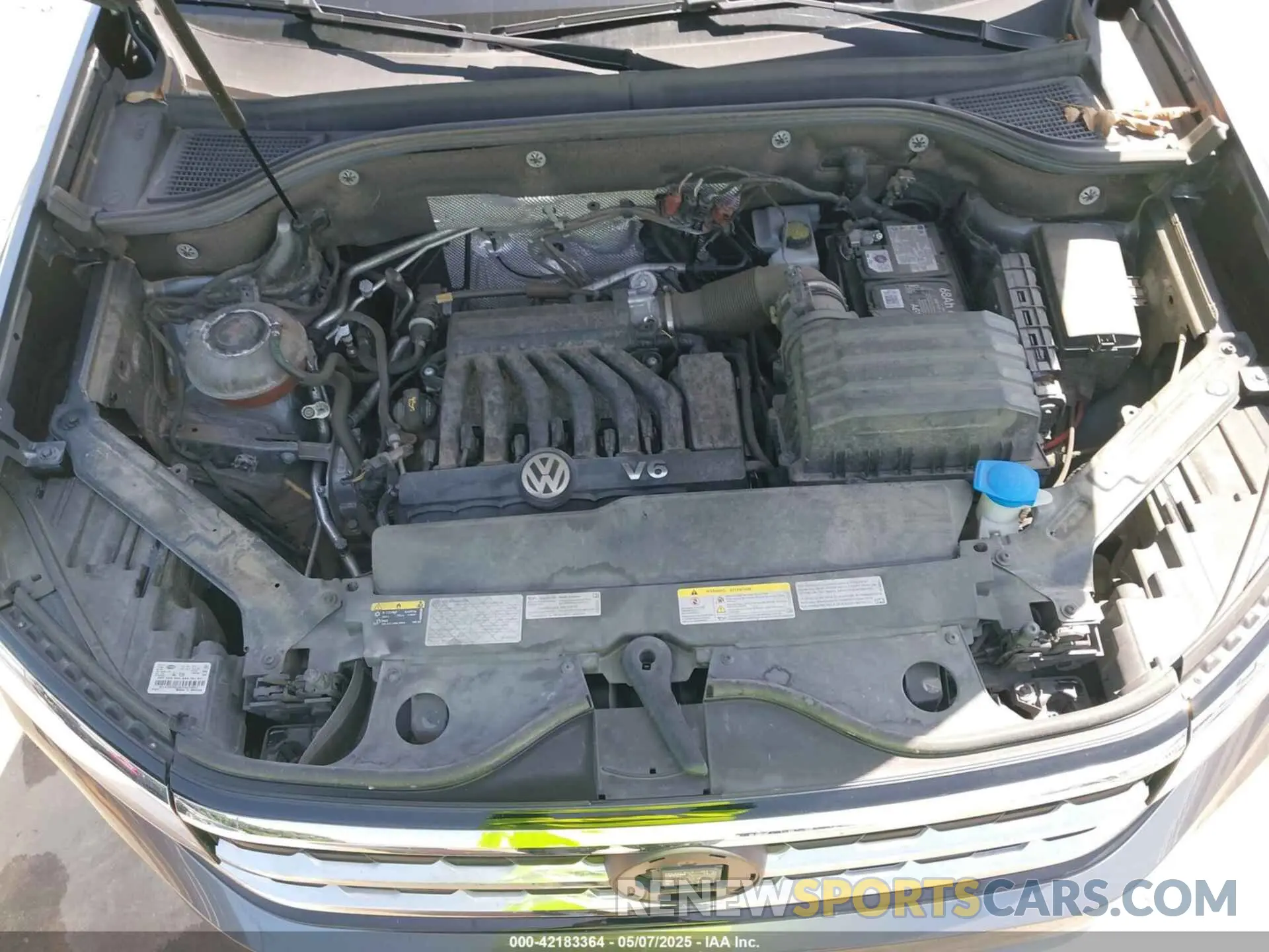 10 Photograph of a damaged car 1V2HR2CA4MC596998 VOLKSWAGEN ATLAS 2021