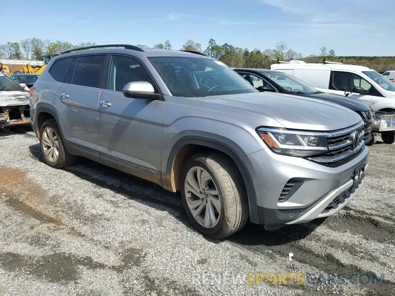 4 Photograph of a damaged car 1V2HR2CA6MC542411 VOLKSWAGEN ATLAS 2021