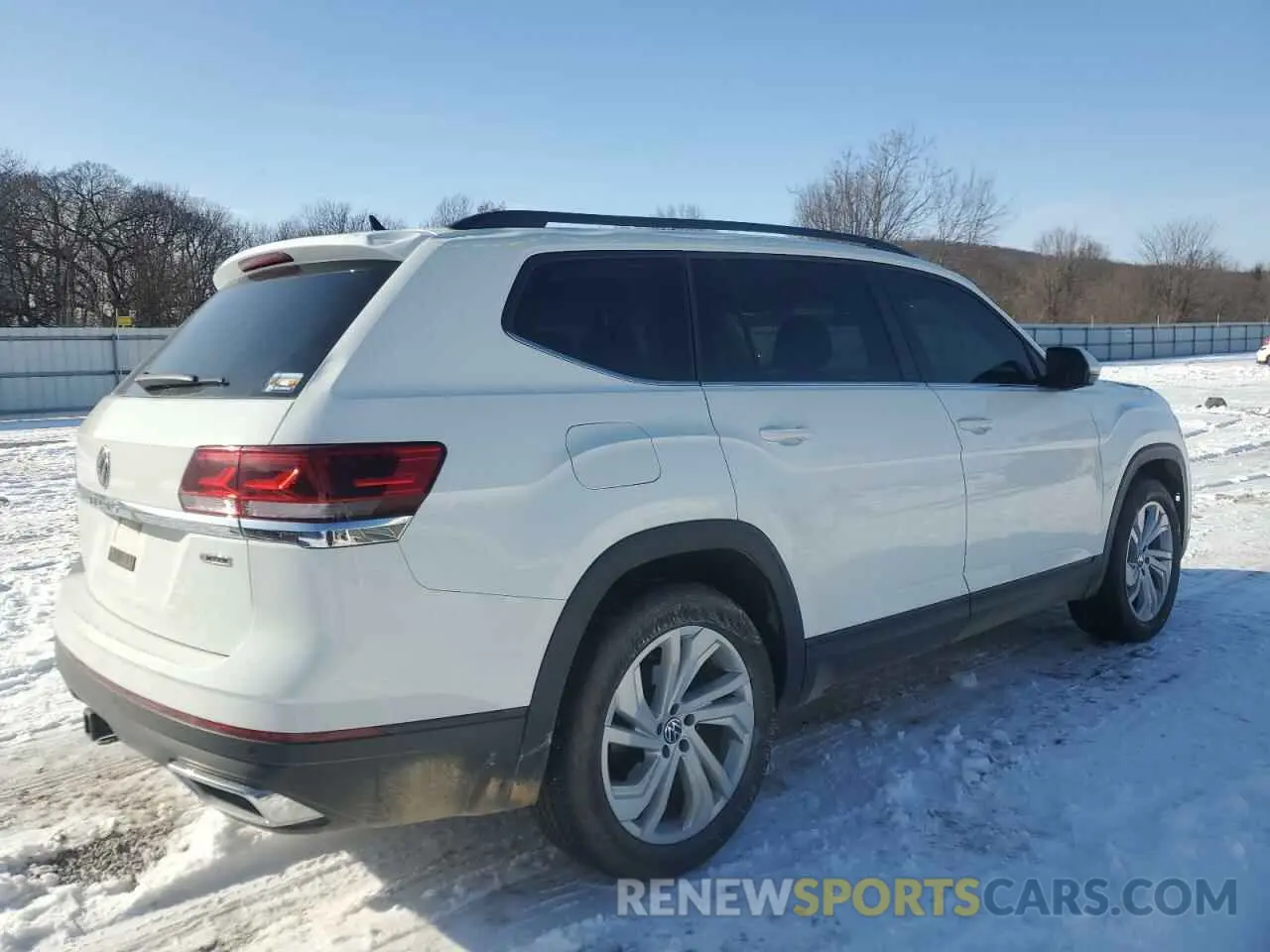 3 Photograph of a damaged car 1V2HR2CA6MC573285 VOLKSWAGEN ATLAS 2021