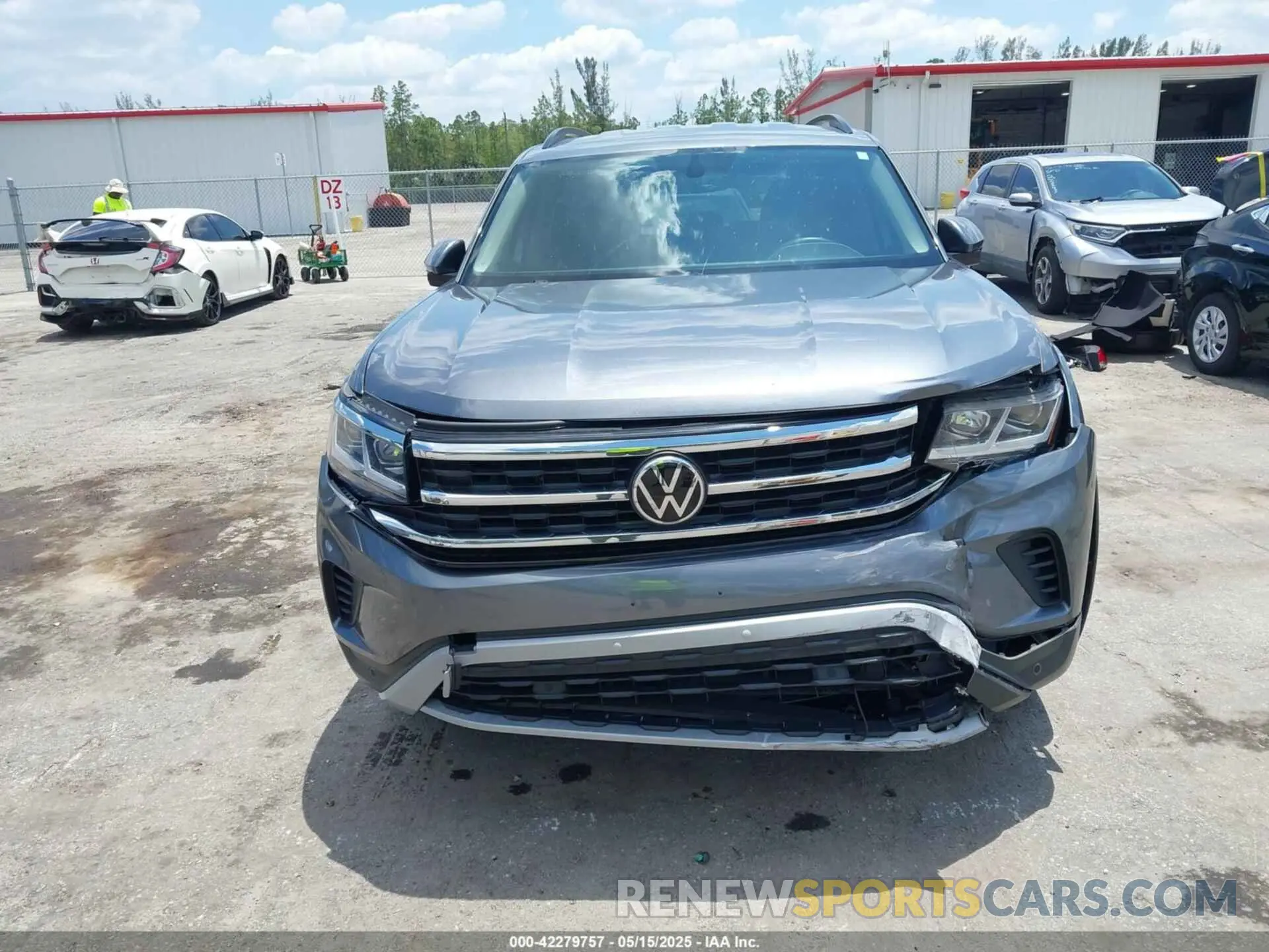 12 Фотография поврежденного автомобиля 1V2HR2CA9MC585740 VOLKSWAGEN ATLAS 2021