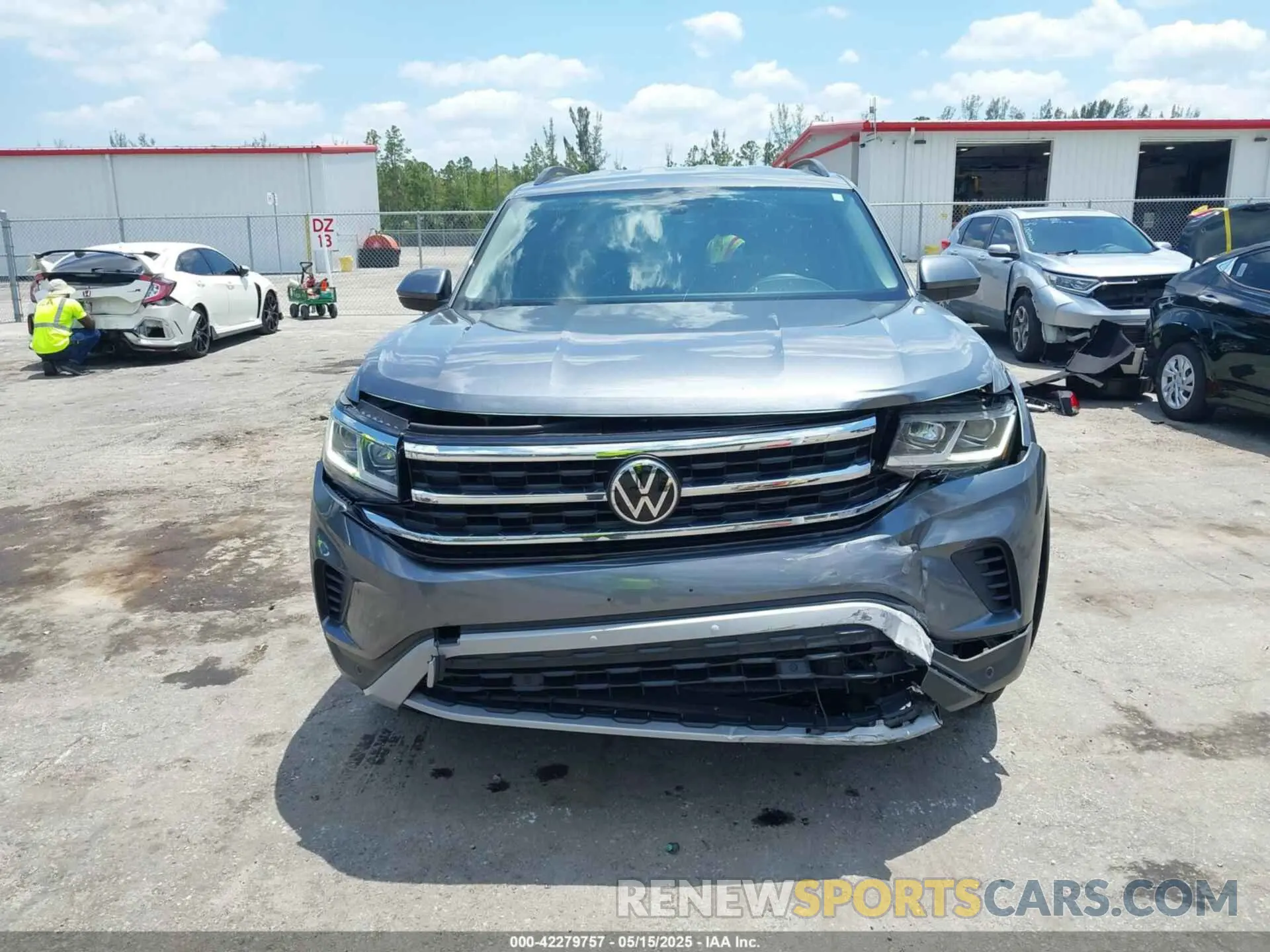 6 Фотография поврежденного автомобиля 1V2HR2CA9MC585740 VOLKSWAGEN ATLAS 2021
