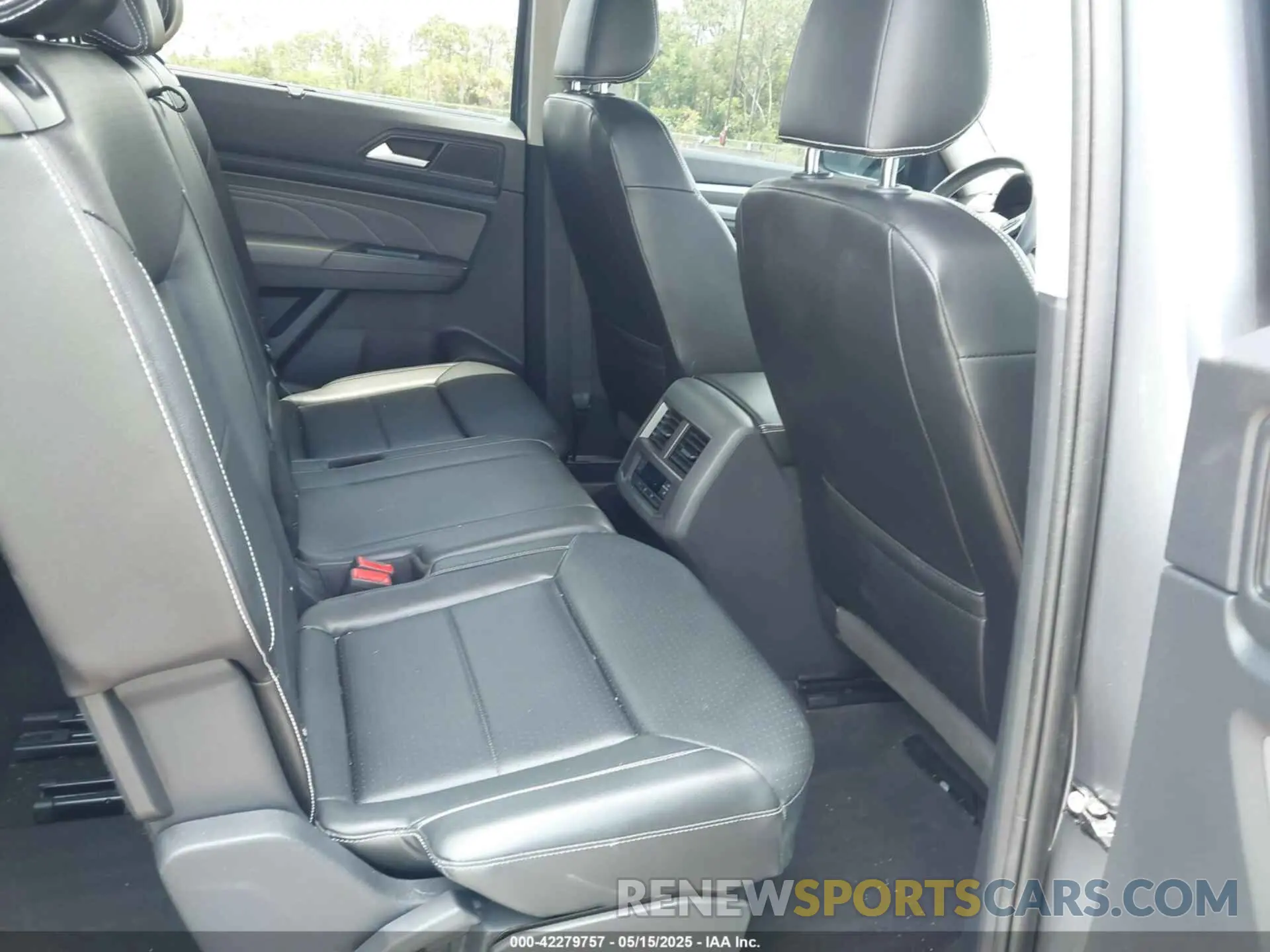8 Фотография поврежденного автомобиля 1V2HR2CA9MC585740 VOLKSWAGEN ATLAS 2021