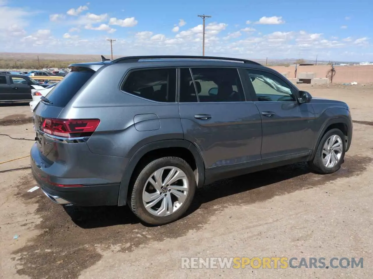 3 Photograph of a damaged car 1V2HR2CAXMC539821 VOLKSWAGEN ATLAS 2021