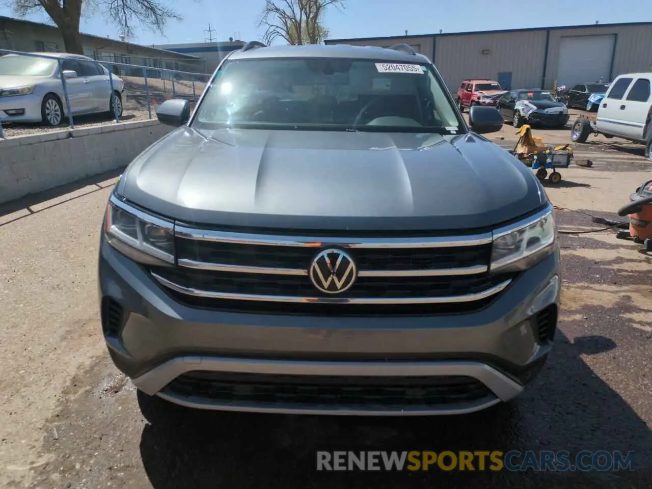 5 Photograph of a damaged car 1V2HR2CAXMC539821 VOLKSWAGEN ATLAS 2021