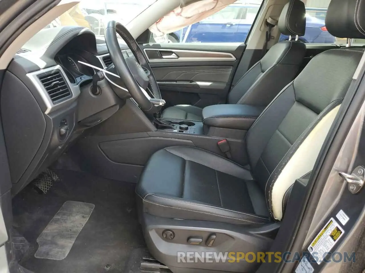 7 Photograph of a damaged car 1V2HR2CAXMC539821 VOLKSWAGEN ATLAS 2021