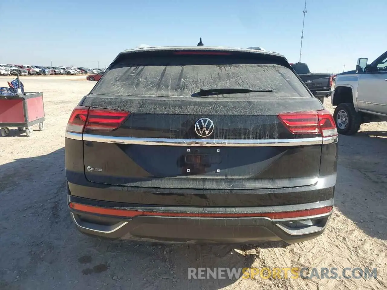 6 Photograph of a damaged car 1V2JC2CA2MC208850 VOLKSWAGEN ATLAS 2021