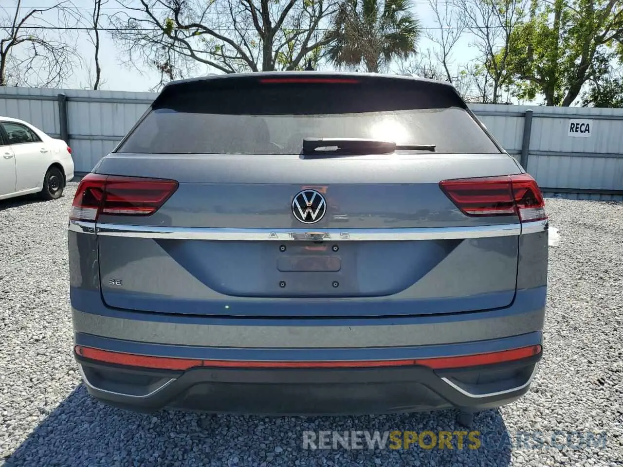 6 Photograph of a damaged car 1V2JC2CA2MC230959 VOLKSWAGEN ATLAS 2021