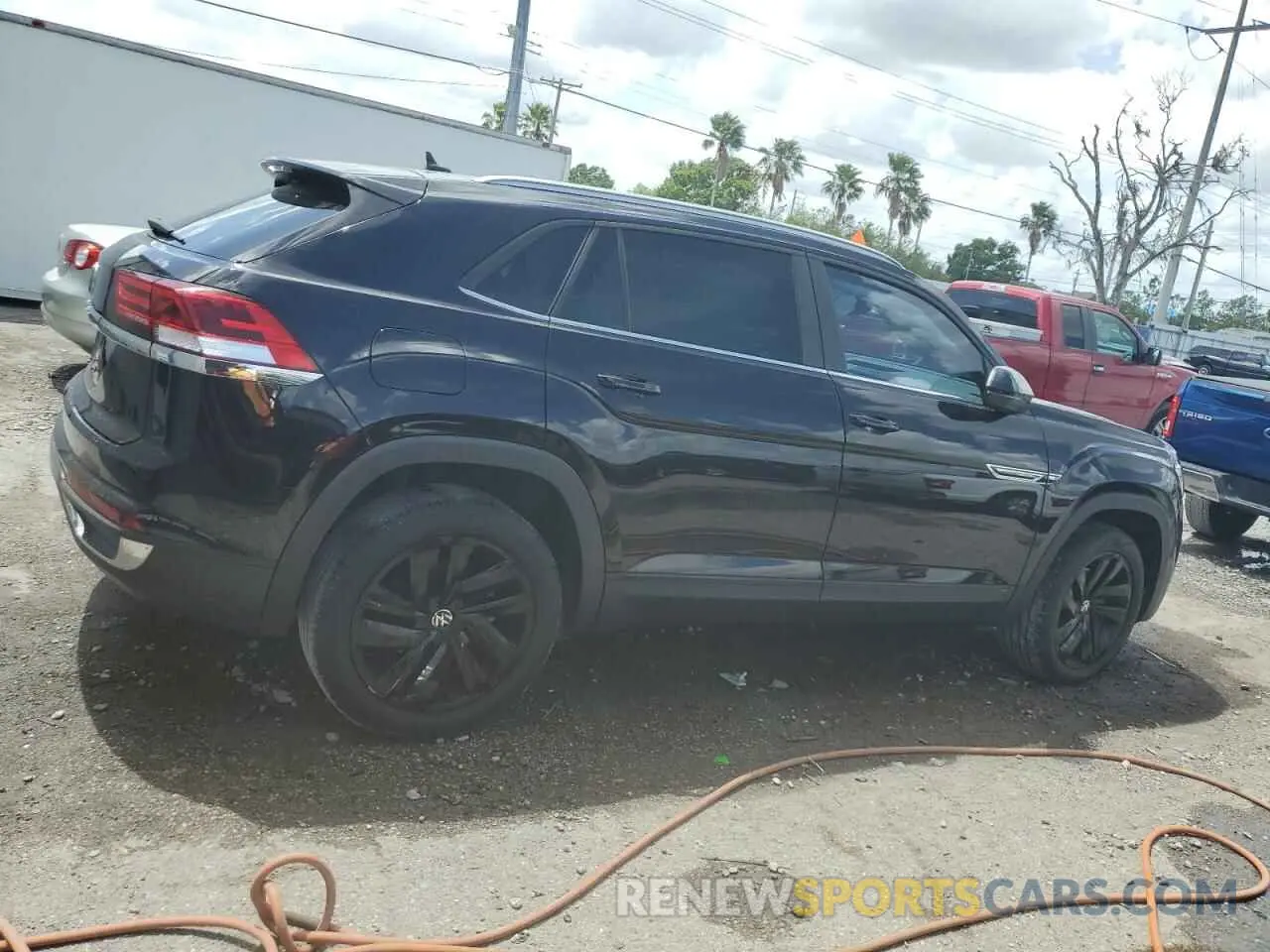 3 Photograph of a damaged car 1V2JC2CA8MC204608 VOLKSWAGEN ATLAS 2021