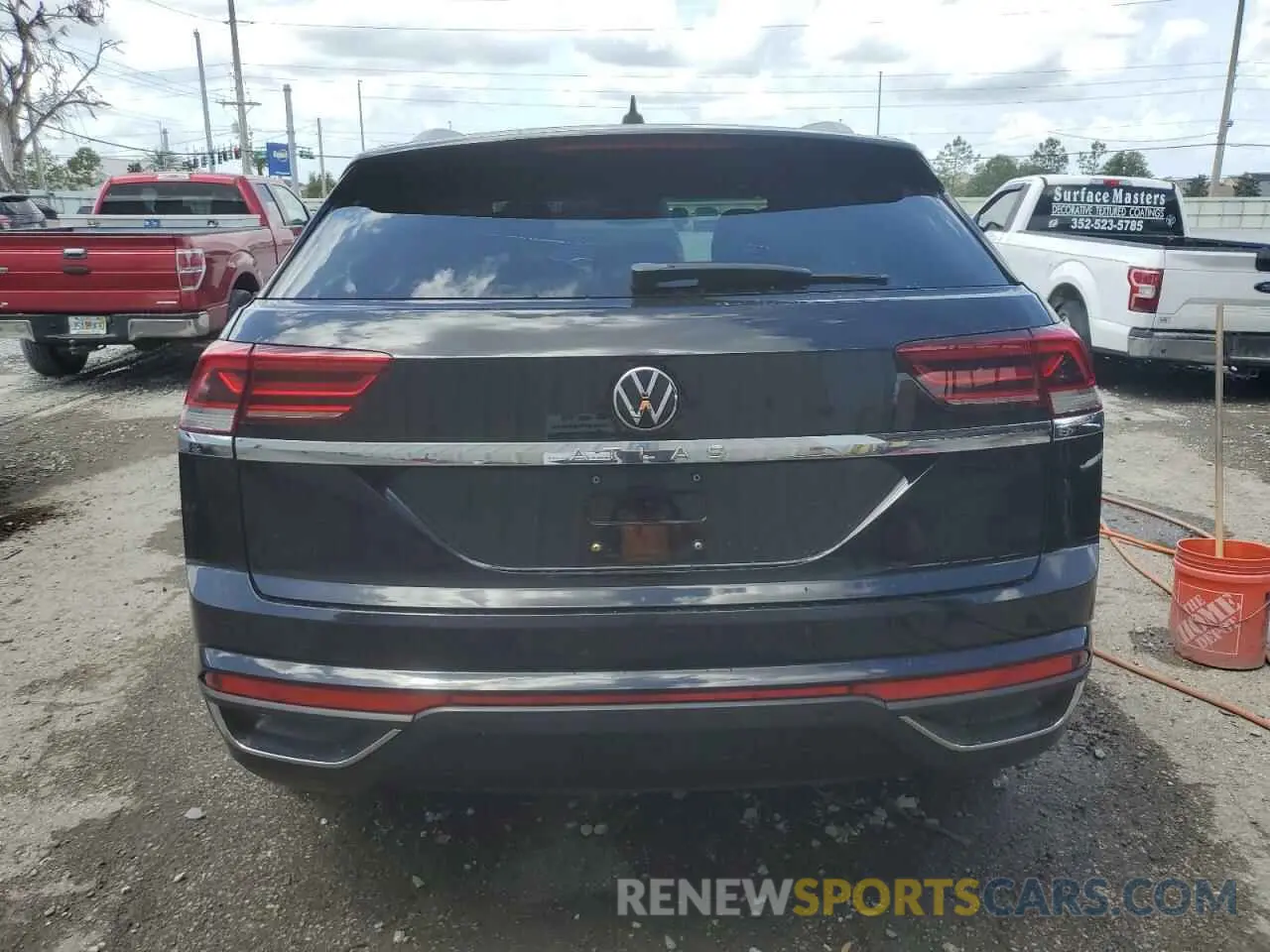 6 Photograph of a damaged car 1V2JC2CA8MC204608 VOLKSWAGEN ATLAS 2021