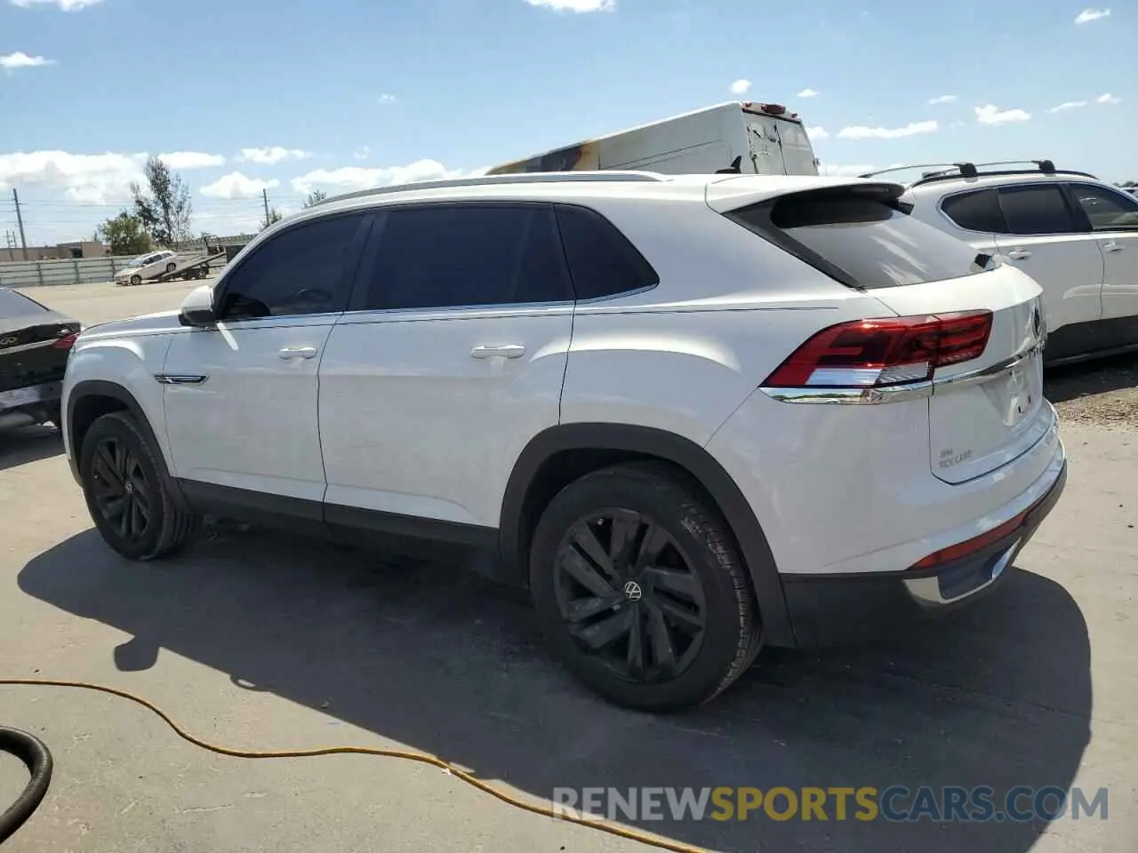 2 Photograph of a damaged car 1V2JC2CA9MC221417 VOLKSWAGEN ATLAS 2021