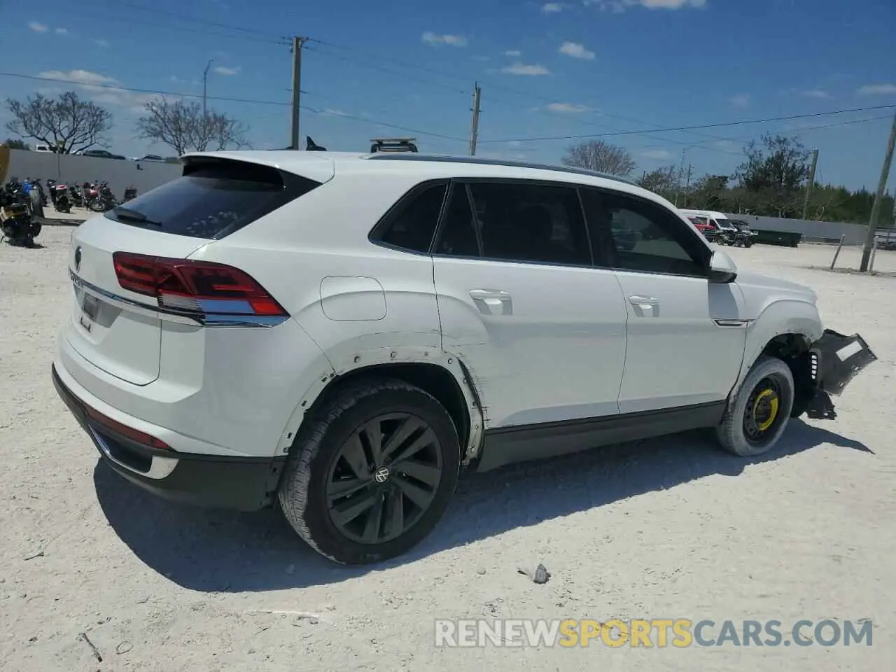 3 Фотография поврежденного автомобиля 1V2JE2CA5MC240542 VOLKSWAGEN ATLAS 2021