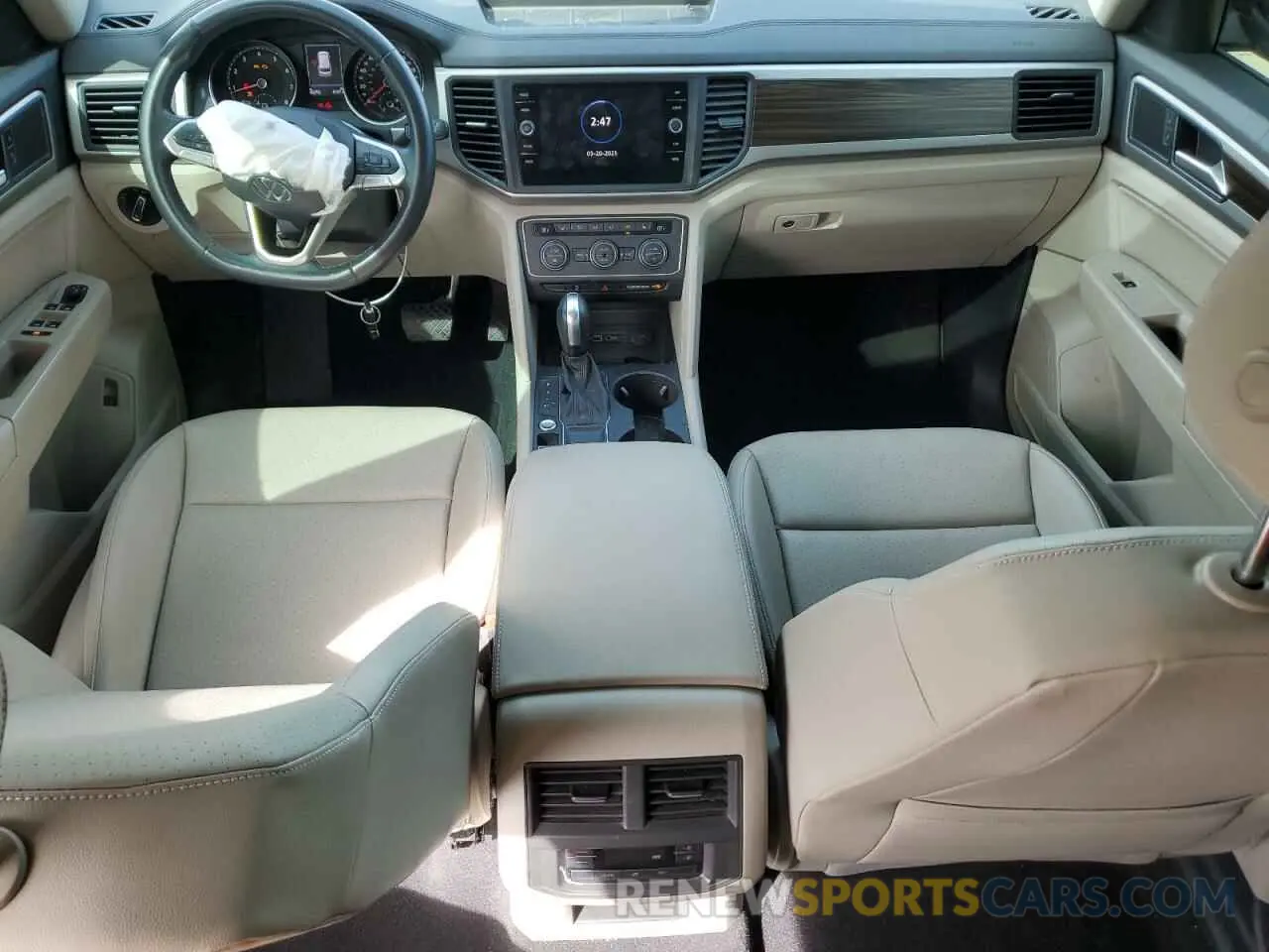 8 Photograph of a damaged car 1V2JR2CA2MC511268 VOLKSWAGEN ATLAS 2021