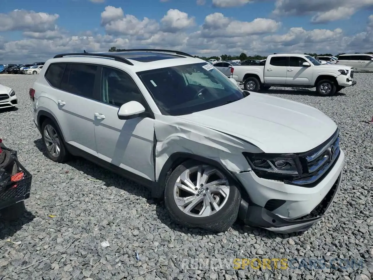 4 Photograph of a damaged car 1V2JR2CA8MC565822 VOLKSWAGEN ATLAS 2021