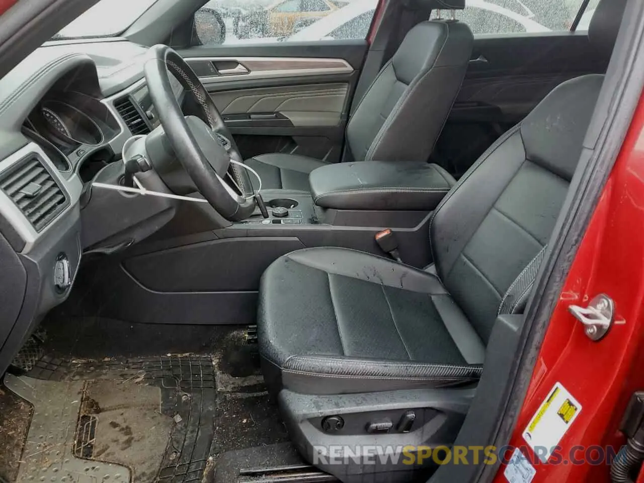 7 Photograph of a damaged car 1V2KC2CA3MC204438 VOLKSWAGEN ATLAS 2021