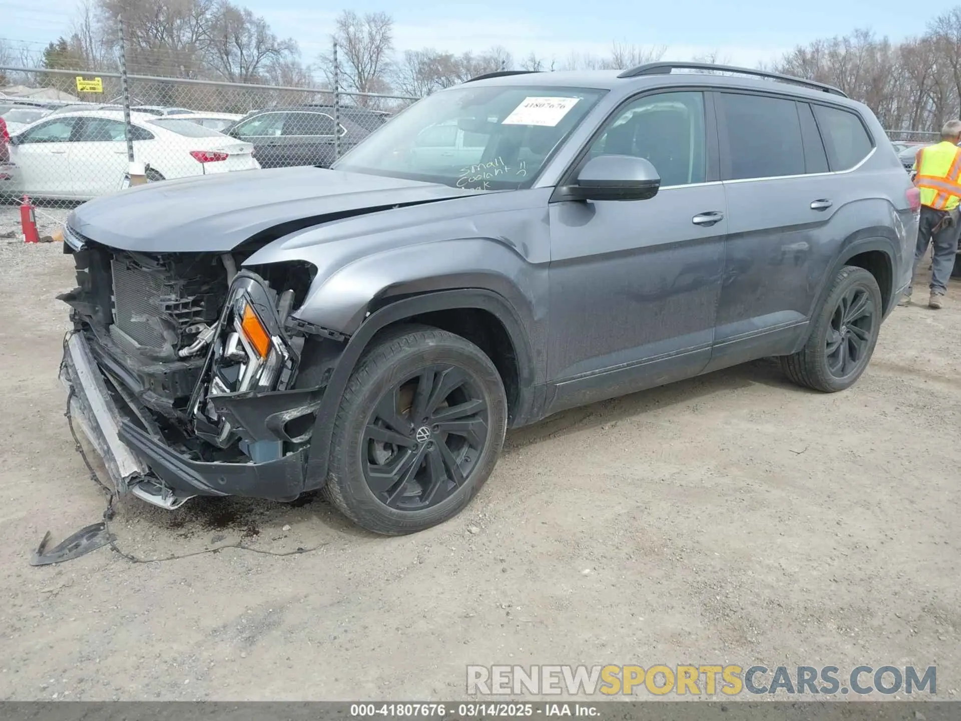 2 Фотография поврежденного автомобиля 1V2KR2CA0MC570498 VOLKSWAGEN ATLAS 2021