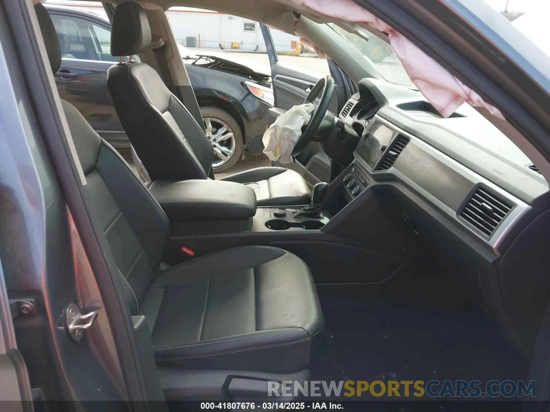 5 Фотография поврежденного автомобиля 1V2KR2CA0MC570498 VOLKSWAGEN ATLAS 2021