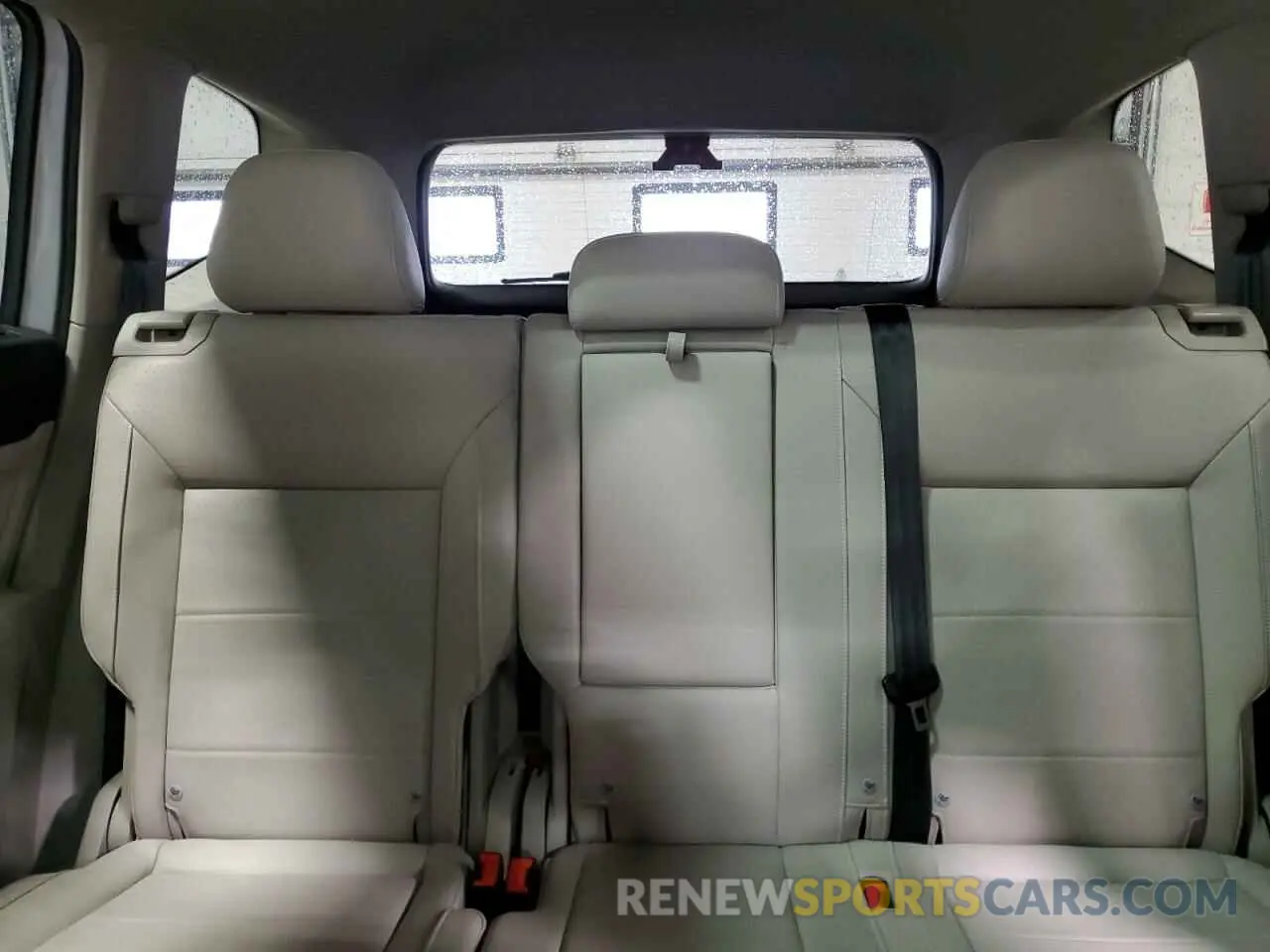 10 Photograph of a damaged car 1V2KR2CA2MC546509 VOLKSWAGEN ATLAS 2021
