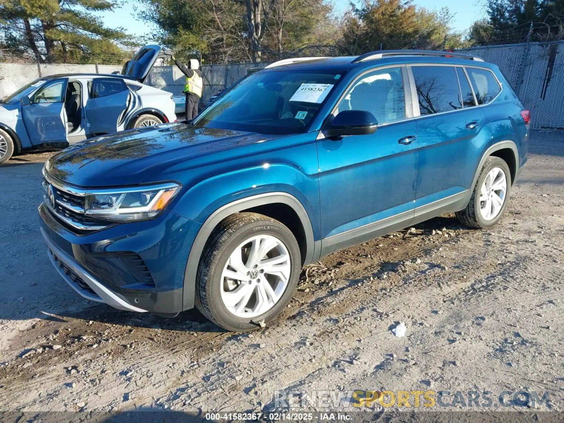 2 Photograph of a damaged car 1V2KR2CA6MC564513 VOLKSWAGEN ATLAS 2021