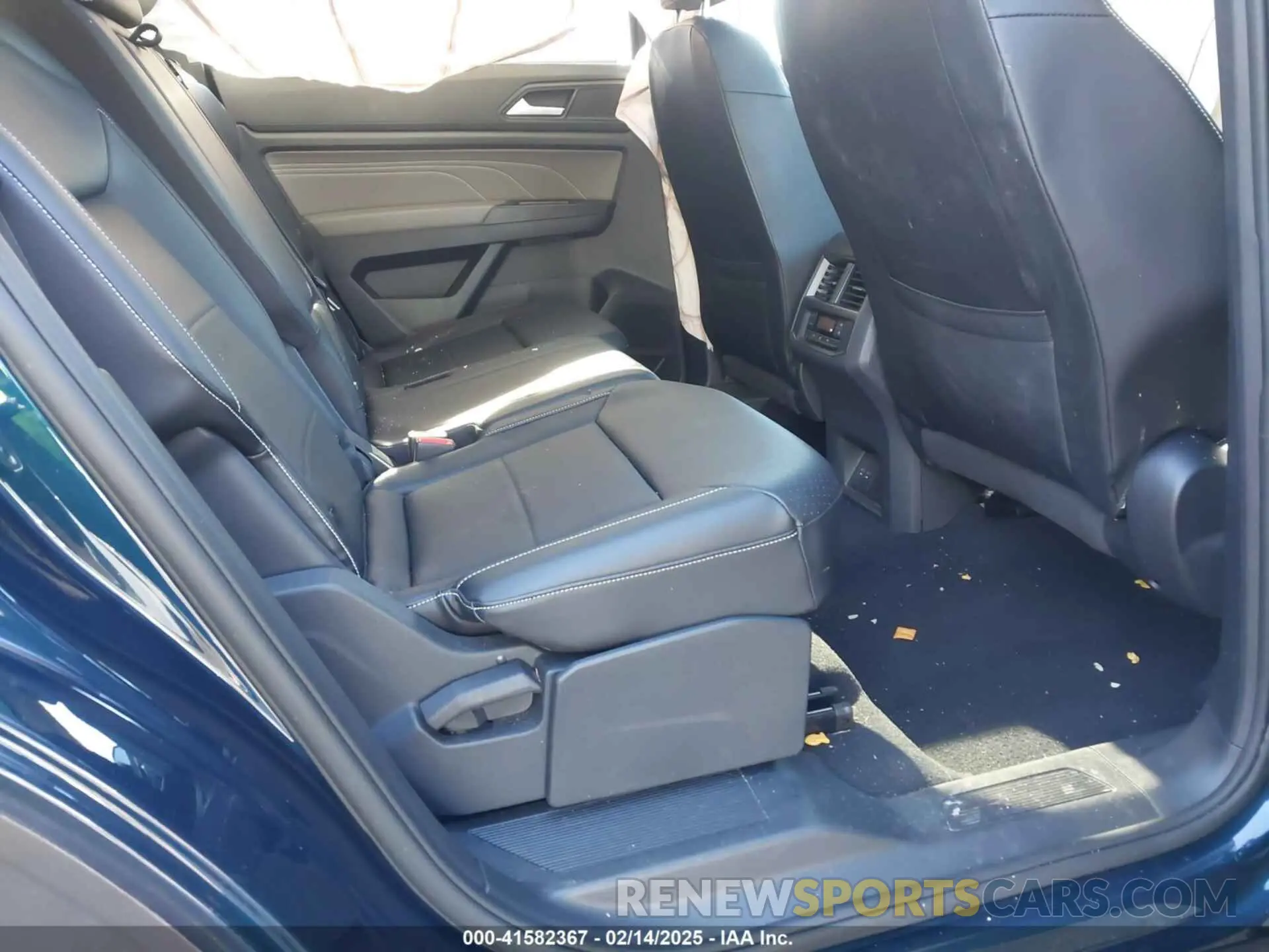 7 Photograph of a damaged car 1V2KR2CA6MC564513 VOLKSWAGEN ATLAS 2021