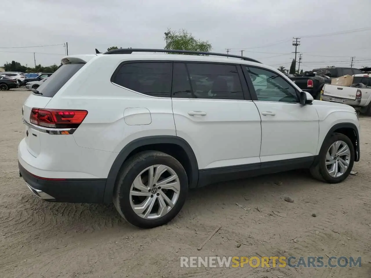 3 Photograph of a damaged car 1V2KR2CA8MC501445 VOLKSWAGEN ATLAS 2021