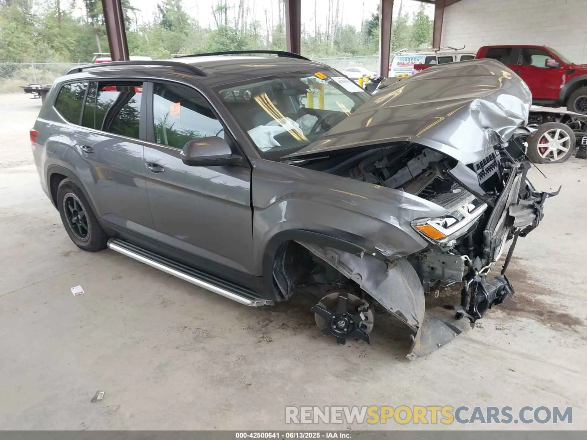 1 Photograph of a damaged car 1V2KR2CA9MC536446 VOLKSWAGEN ATLAS 2021