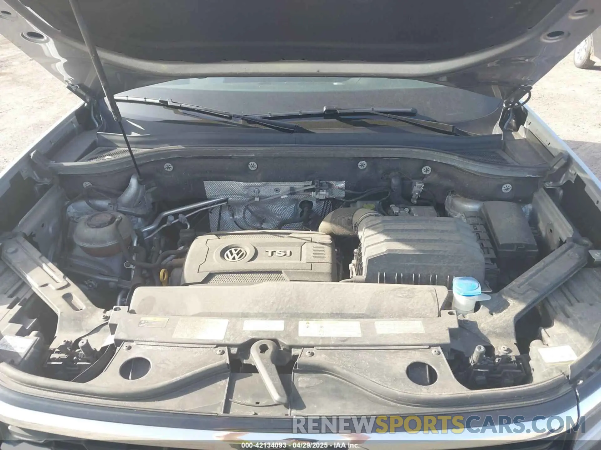 10 Photograph of a damaged car 1V2LP2CA1MC538847 VOLKSWAGEN ATLAS 2021