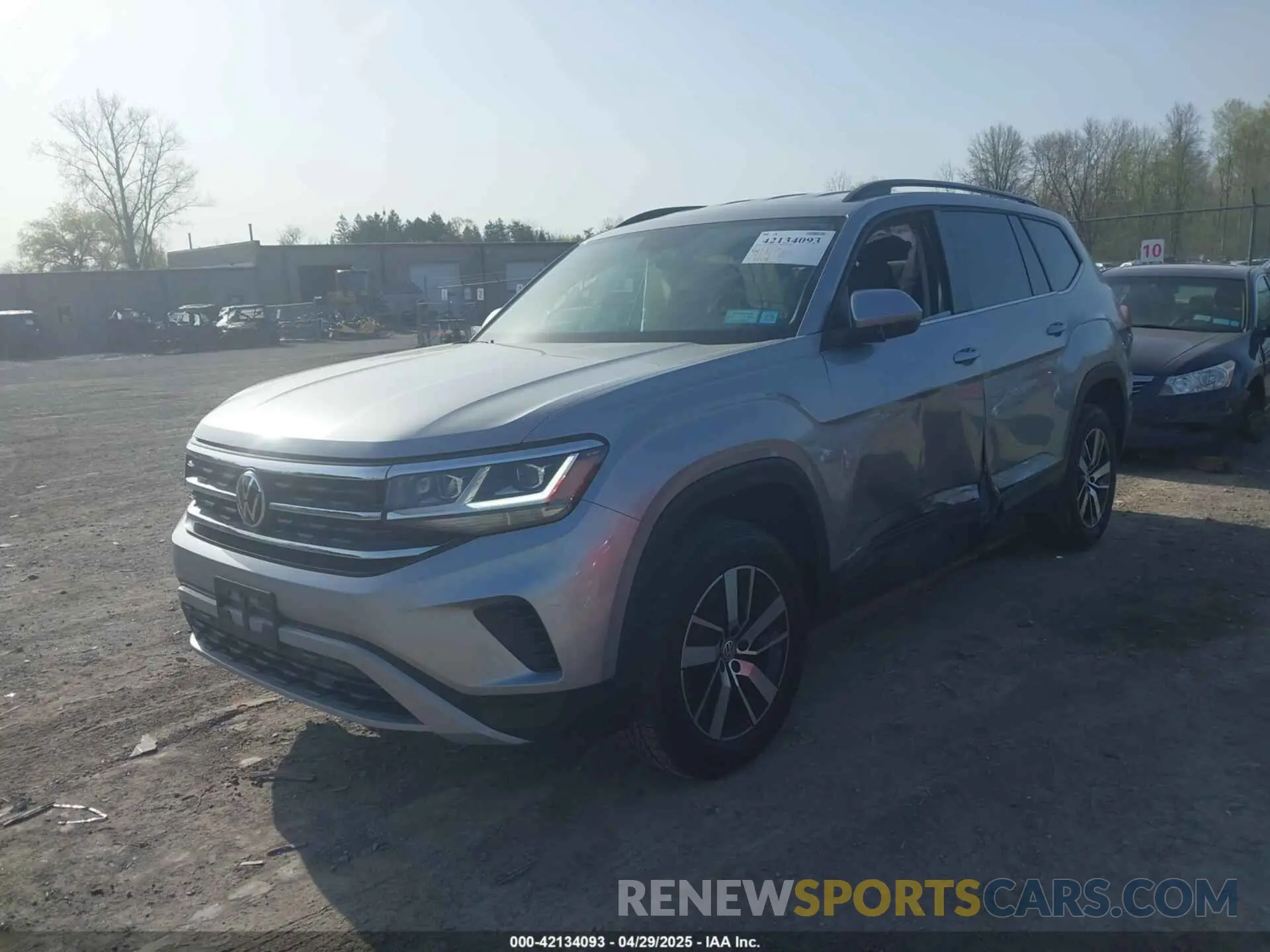 2 Photograph of a damaged car 1V2LP2CA1MC538847 VOLKSWAGEN ATLAS 2021