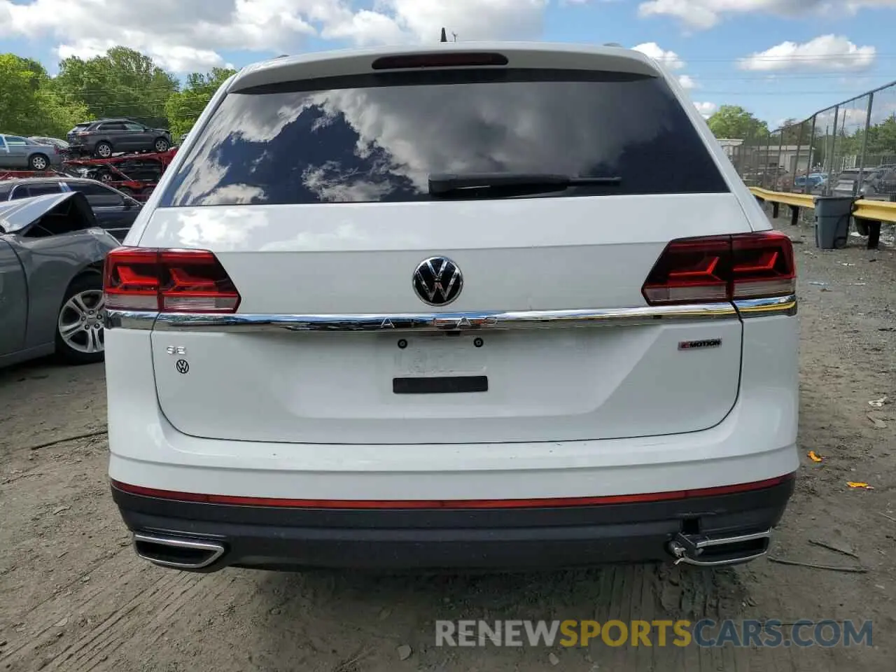 6 Photograph of a damaged car 1V2LP2CA3MC513383 VOLKSWAGEN ATLAS 2021