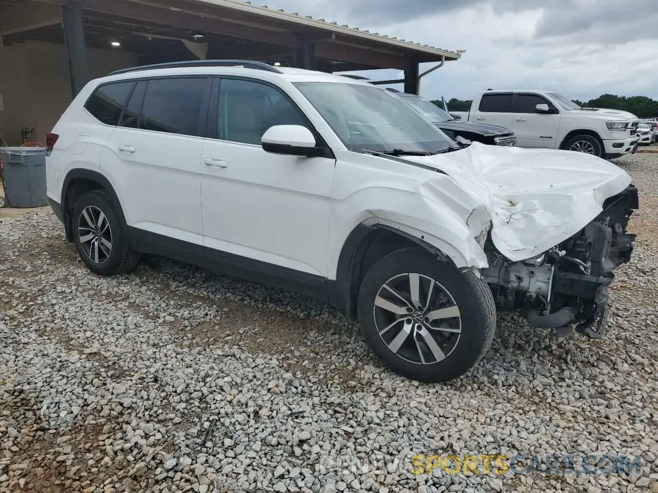 4 Photograph of a damaged car 1V2LP2CA8MC508583 VOLKSWAGEN ATLAS 2021