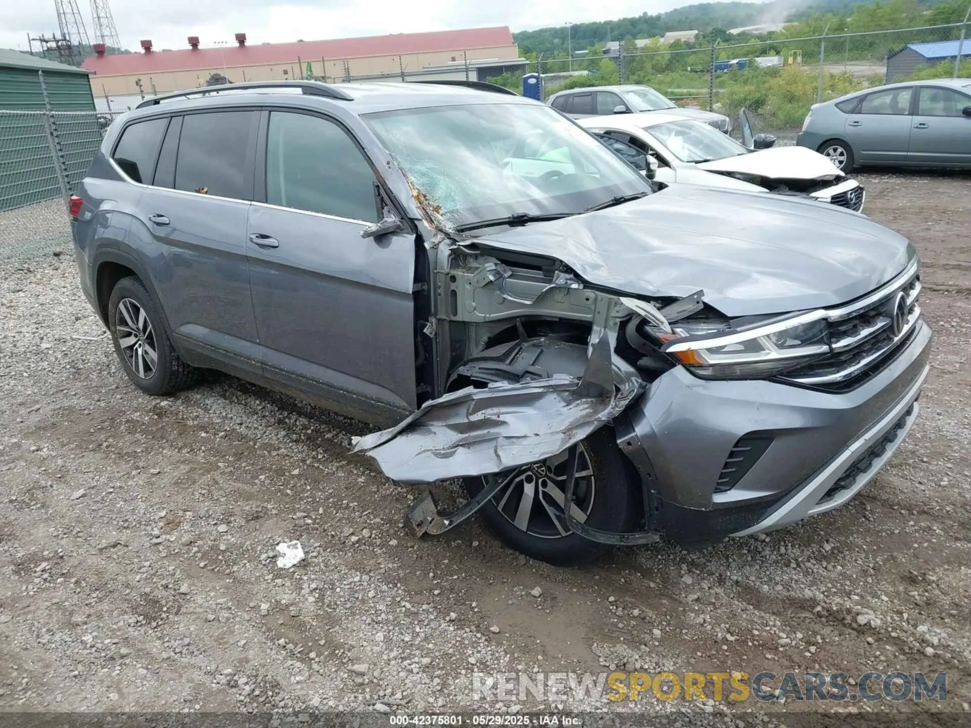 1 Фотография поврежденного автомобиля 1V2LP2CA9MC523755 VOLKSWAGEN ATLAS 2021