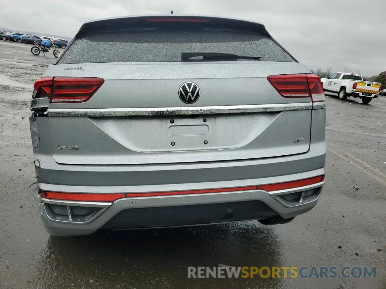 6 Photograph of a damaged car 1V2ME2CA4MC231070 VOLKSWAGEN ATLAS 2021