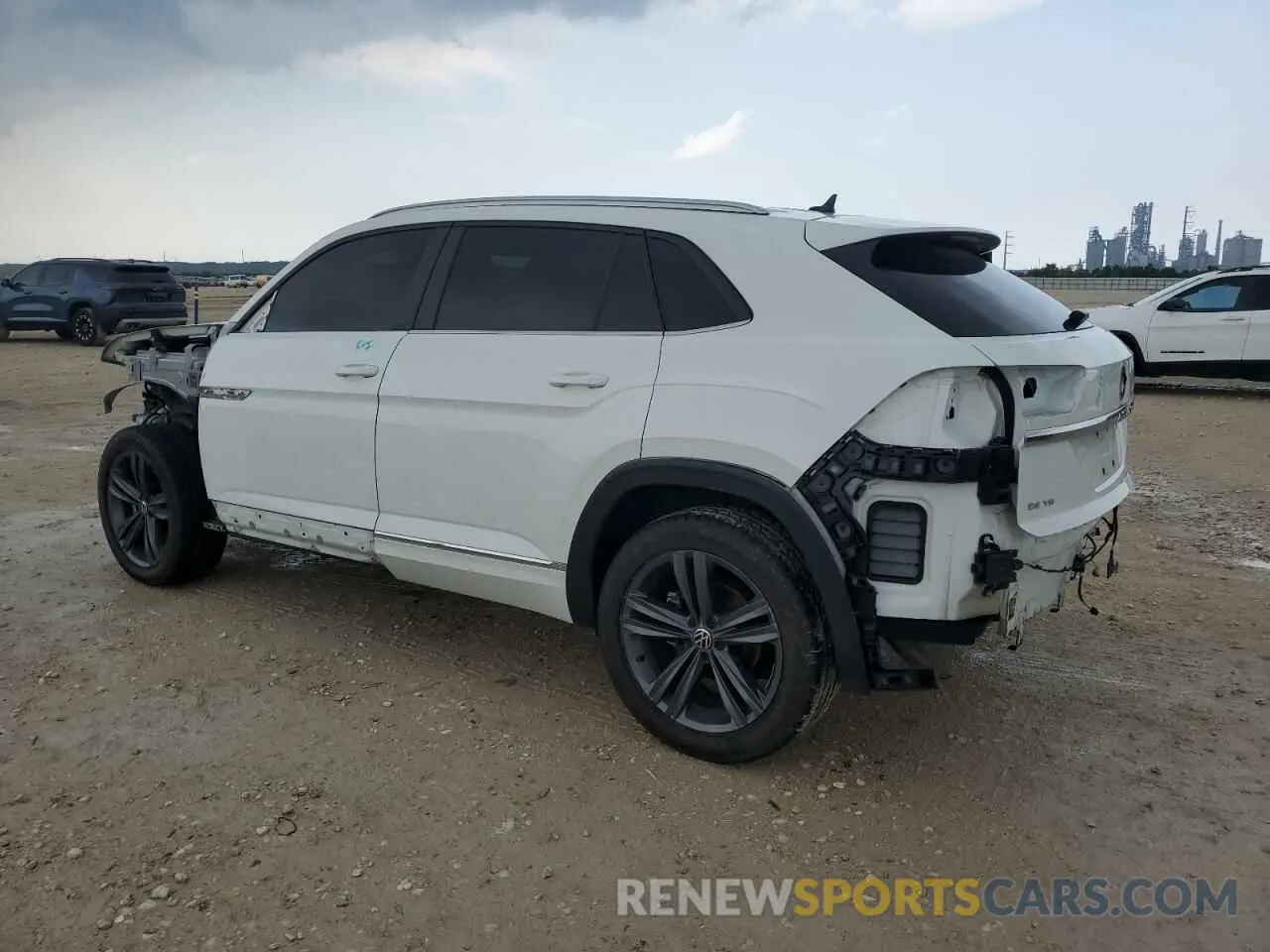 2 Photograph of a damaged car 1V2ME2CA7MC238322 VOLKSWAGEN ATLAS 2021