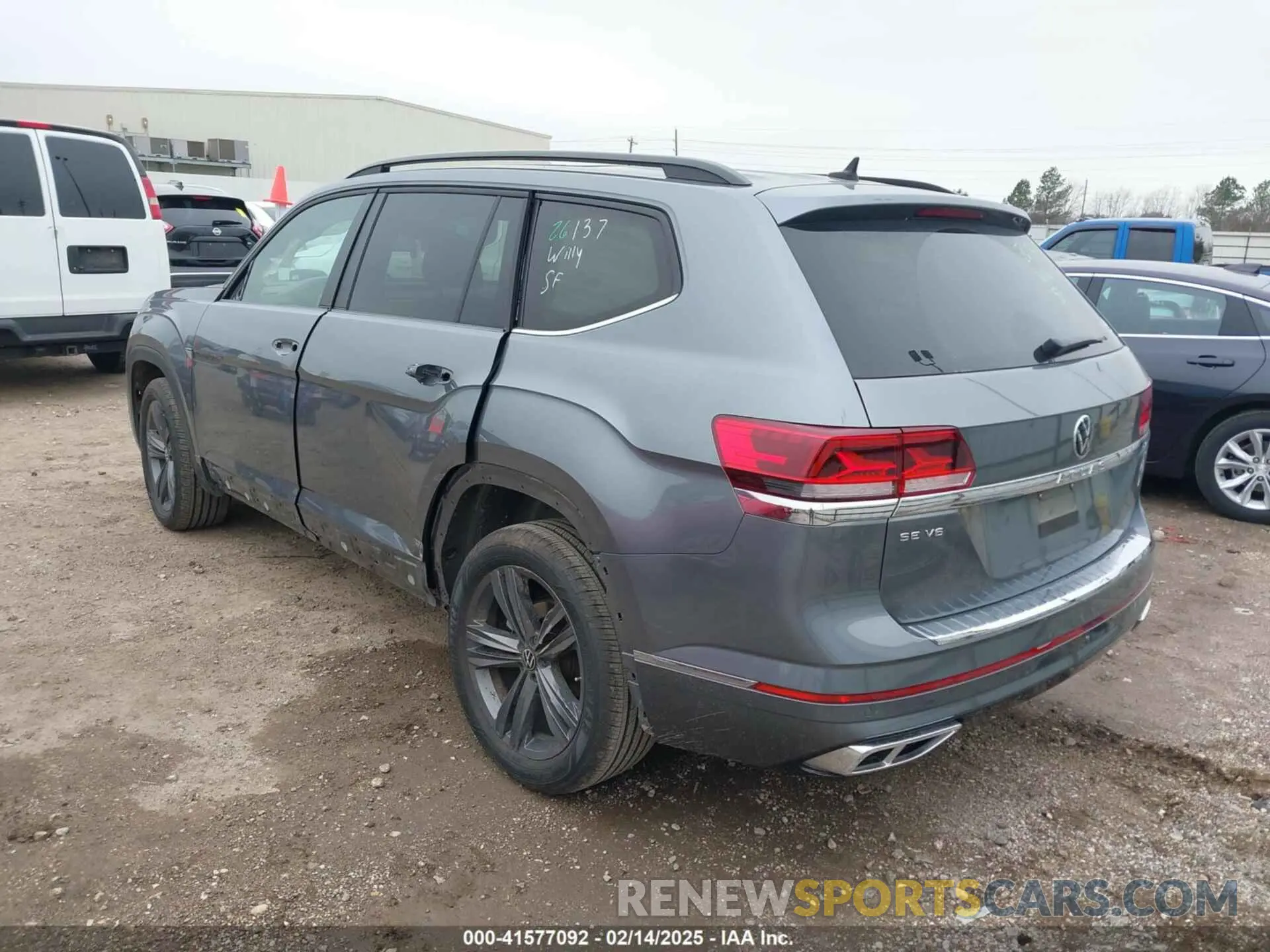 3 Фотография поврежденного автомобиля 1V2PR2CA1MC586800 VOLKSWAGEN ATLAS 2021