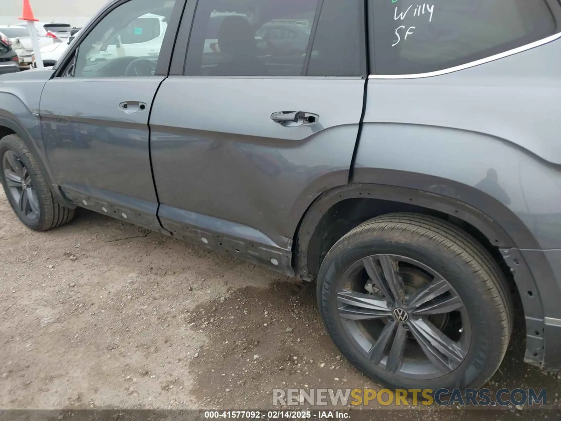 6 Фотография поврежденного автомобиля 1V2PR2CA1MC586800 VOLKSWAGEN ATLAS 2021