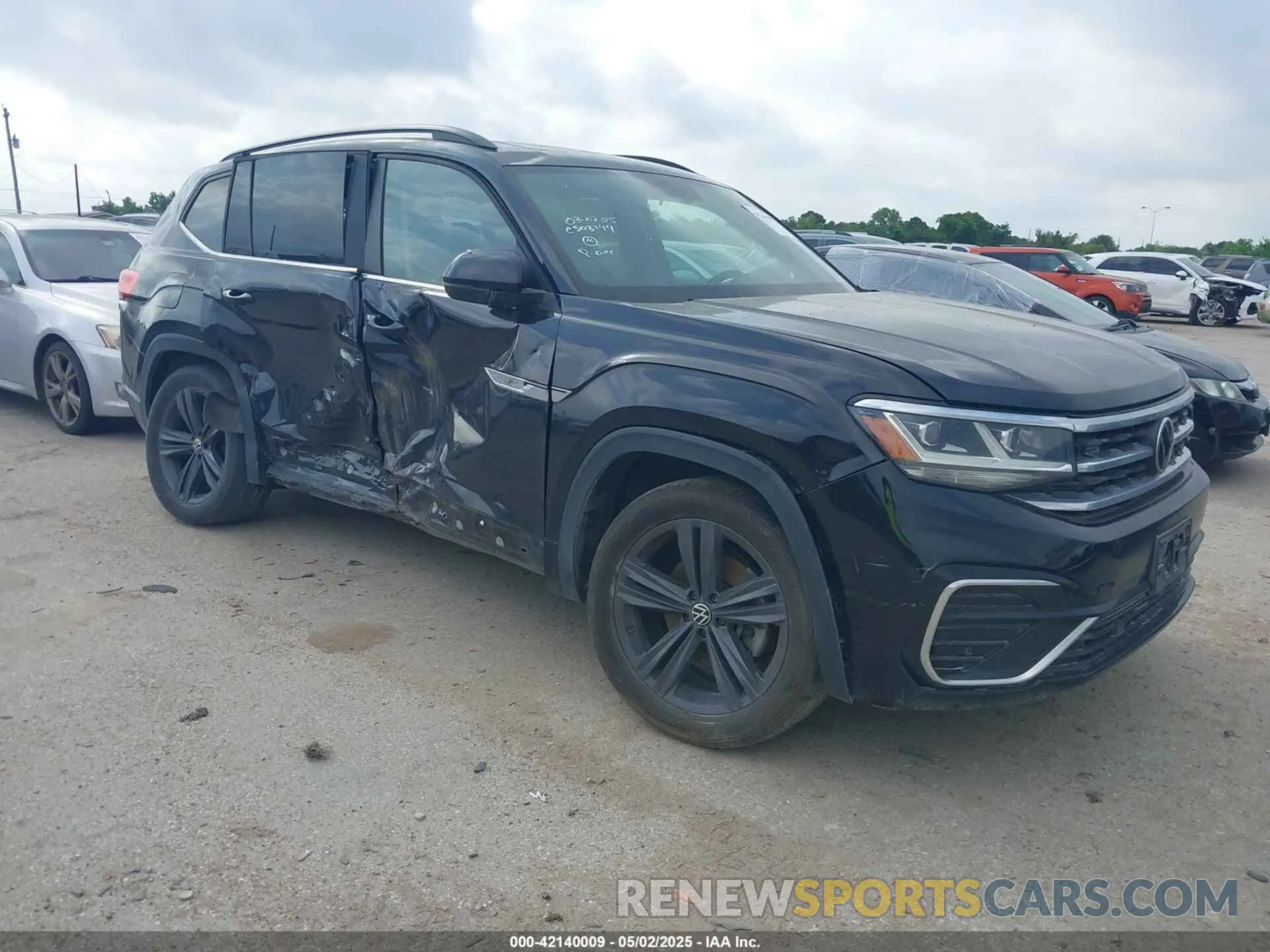 1 Photograph of a damaged car 1V2PR2CA4MC523500 VOLKSWAGEN ATLAS 2021